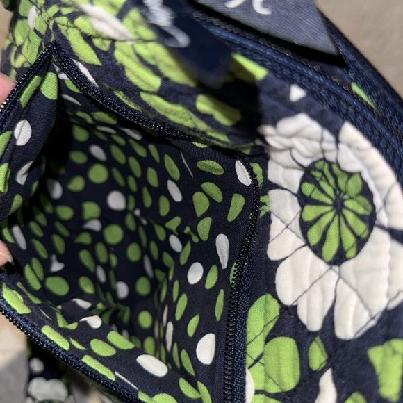 Vera Bradley -Navy Green White -Floral Nightingale -Crossbody Shoulder Bag Purse - Picture 11 of 16